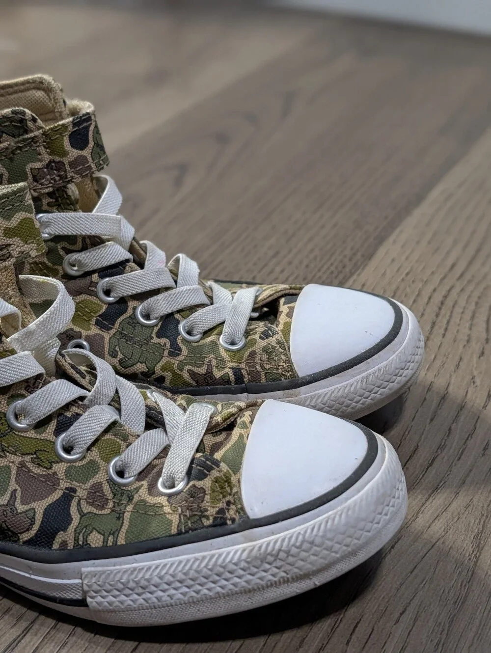 Converse Kids Chuck Taylor All Star Dog Print Duck Camo High Tops